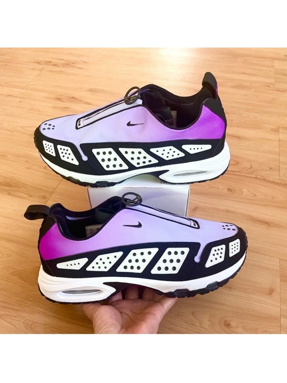 Nike Air Max SNDR (also known as the Air Max Sunder Hyper Violet/Hydrangeas 10.5